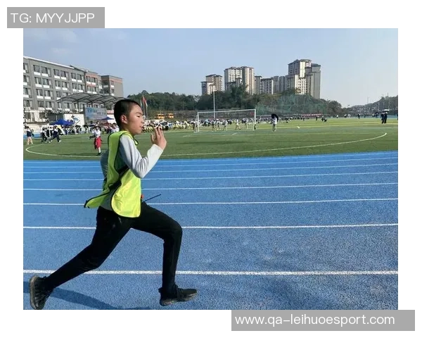 小卡激励龙狮球员继续拼搏明年再战期待重聚的信心与决心